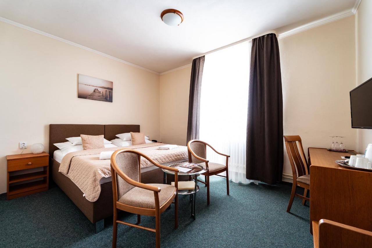 Hotel Panorama Плзень Екстер'єр фото