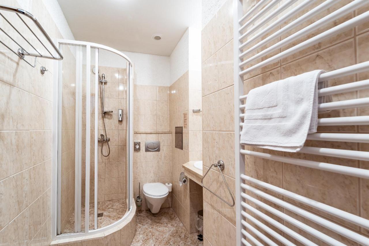 Hotel Panorama Плзень Екстер'єр фото